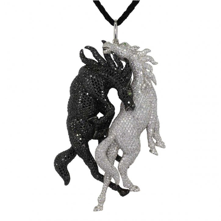 Бриллиантовый кулон MVee