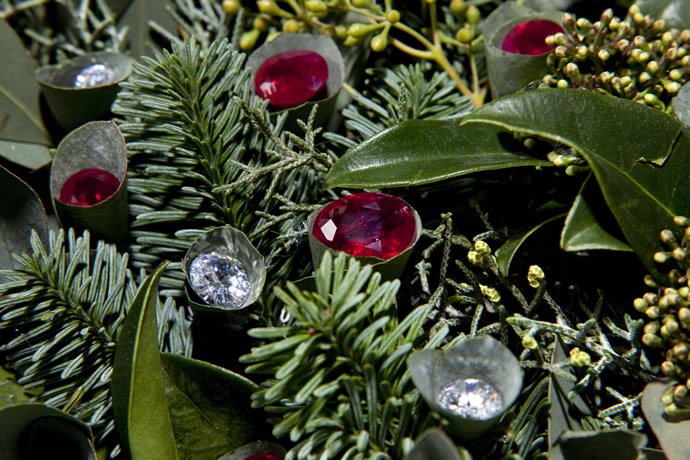 Diamond-Studded-Christmas-wreath-3