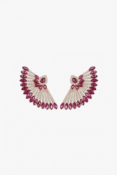 Серьги в форме вееров от Sutra с рубинами и бриллиантами