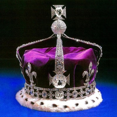 Корона Елизаветы II с бриллиантом Кохинур