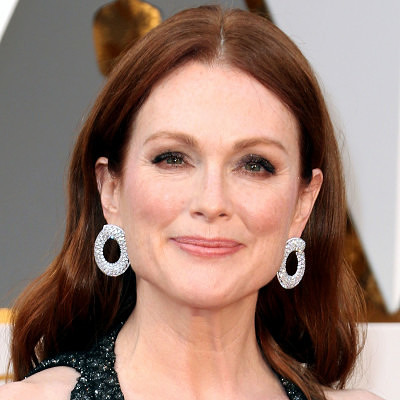 Джулианна Мур