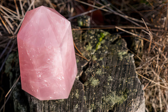 Камень Розовый кварц — фото, магические свойства, кому подходит, какимзнакам зодиака — Jewellery Mag